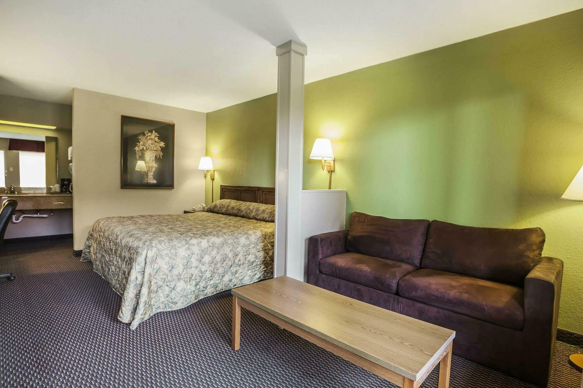 Econo Lodge Inn & Suites Denver Exterior foto